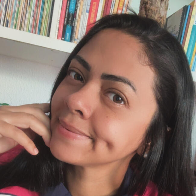 Babysitter in Goiânia: Grazy
