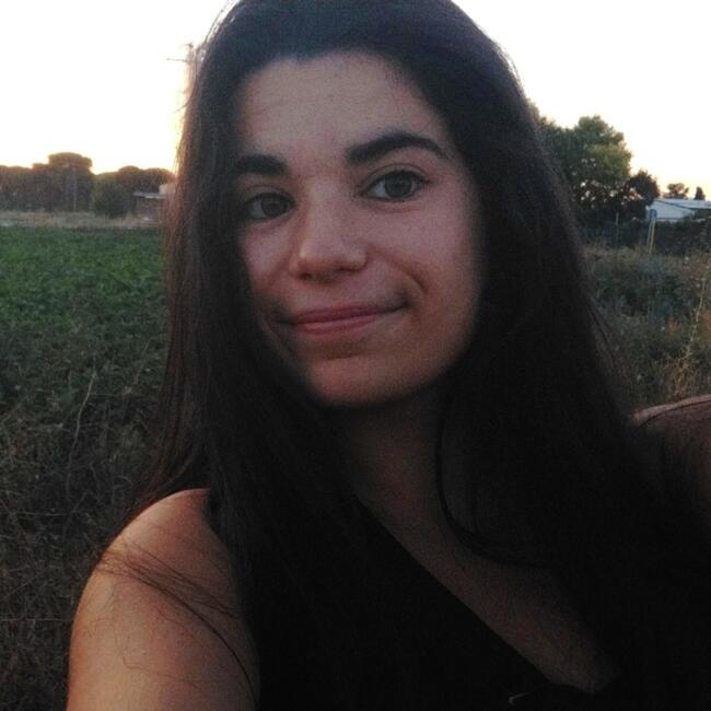 Babysitter in Laguna de Duero: Myriam