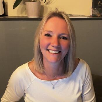 Babysitter Mons: France