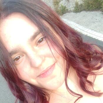 Babysitter in Saint-Michel (Nouvelle-Aquitaine): Maeva