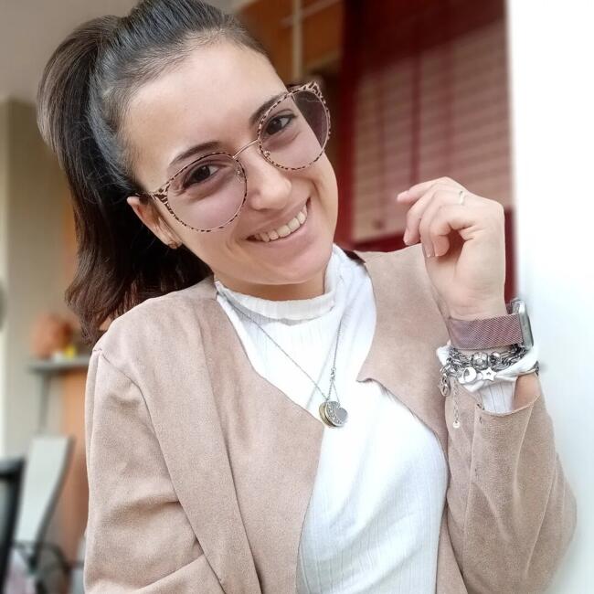 Babysitter in Albenga: Jessica