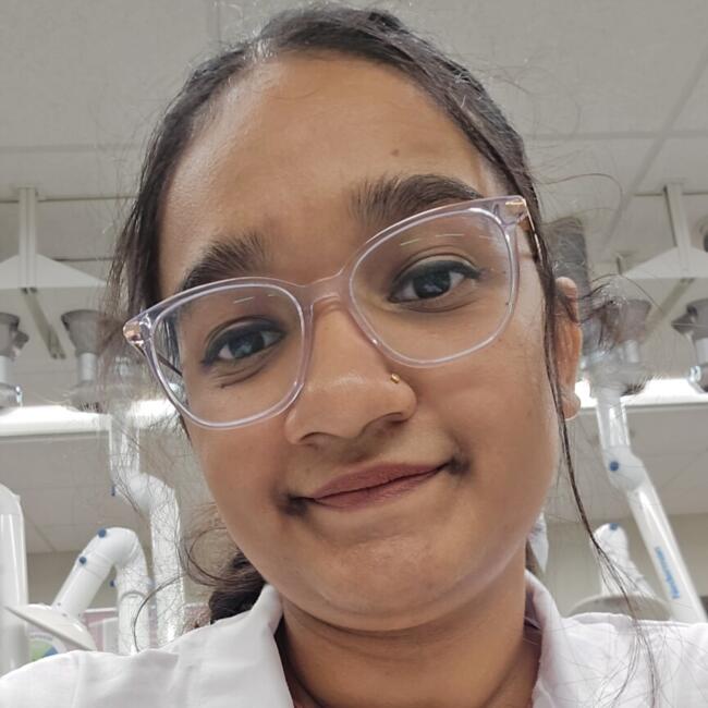 Babysitter in Winnipeg: Gowri