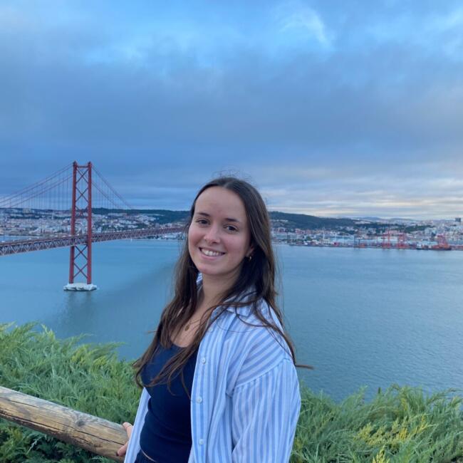 Babysitter in Lamballe: Emilie