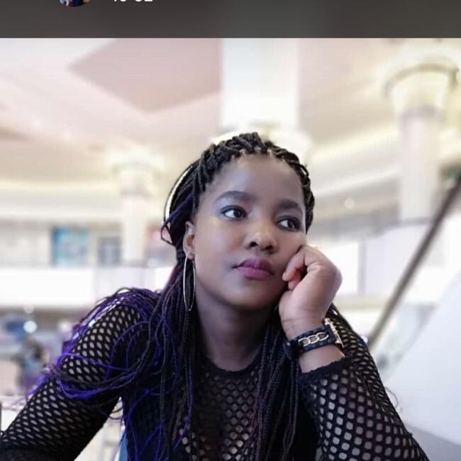 Sihle Babysitting Job in Cape Town Babysits