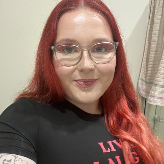 Baby-sitter in Melbourne: Amy