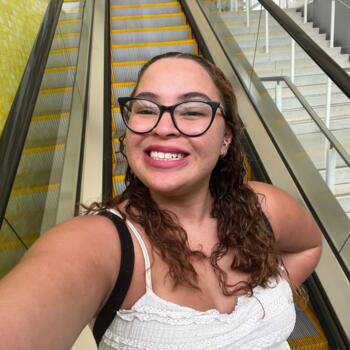 Babysitter in Bloomfield Hills: Maria Vitoria