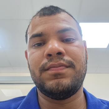 Babysitting job in Itajaí: babysitting job Alexandro