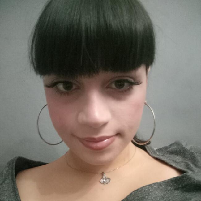 Babysitter στην περιοχή Ίλιον: Μαρίνα