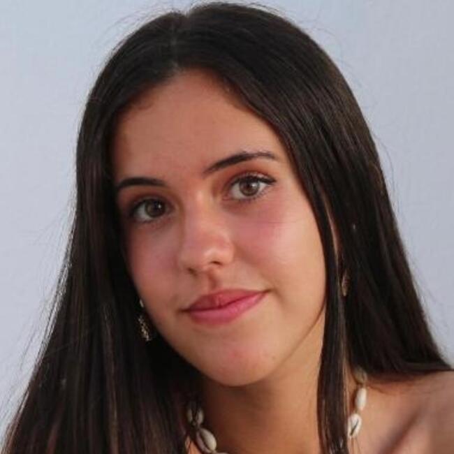 Babysitter em Lisboa: Carolina