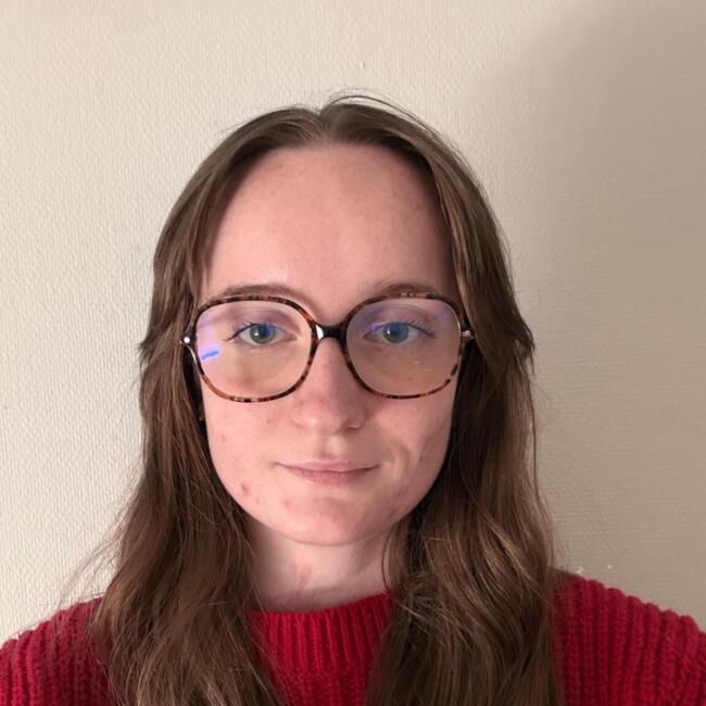 Babysitter in Caen: Helena