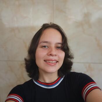 Babysitter Manaus: Sarah