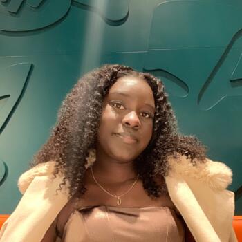 Babysitter in Sion: Fatou