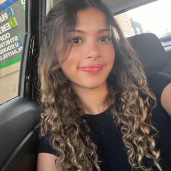 Babysitter in Paris: Racha