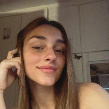 Babysitter in Pérama: Ελενη