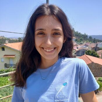 Babysitter em Lousã: Carolina - CriArte