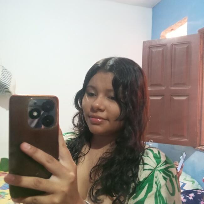 Babysitter in Santarém: Maria Paula