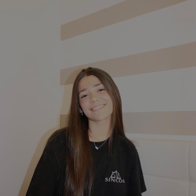 Babysitter in Seixal: Bruna