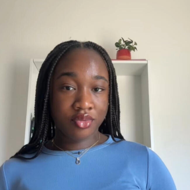 Babysitter in Boulogne-Billancourt: Melora