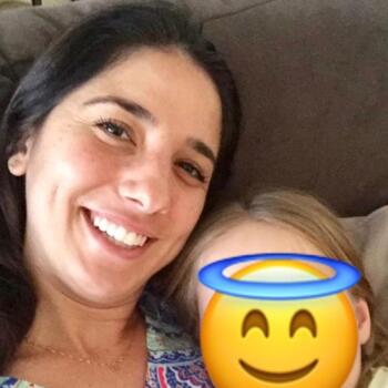 Babysitter Brisbane: Flavia
