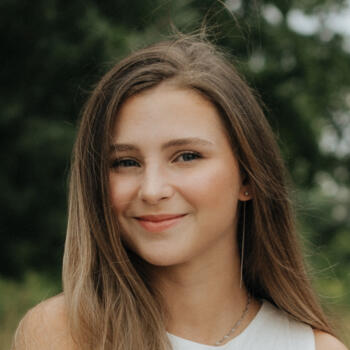 Babysitter in Nice: Sofiia