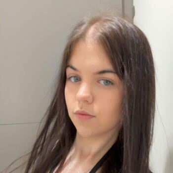 Babysitter in Cardiff: Lili