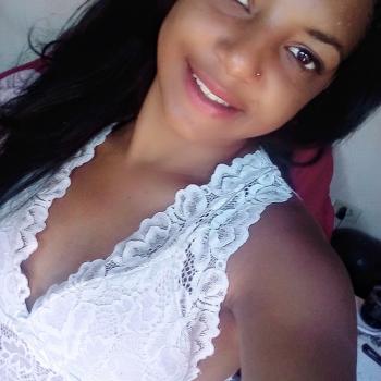 Babá em Dourados: Luana