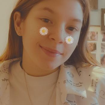 Baby-sitter in Mons: Nora