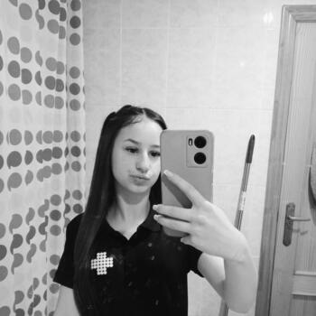 Babysitter in Gandia: Yanira