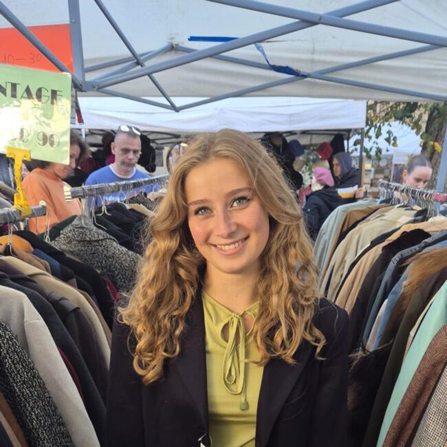 Babysitter a Firenze: Francesca