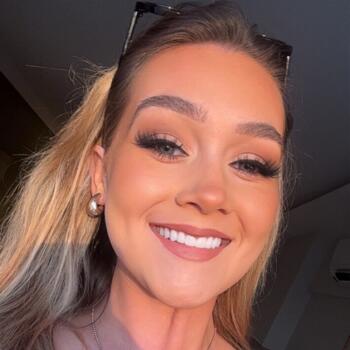 Babysitter in Ballybofey: Jade