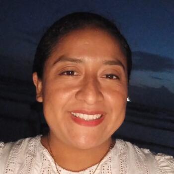 Babysitter in Playa del Carmen: Martha beatriz