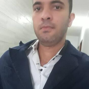 Emprego de babá em Lajedo: emprego de babá Adson
