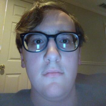 Babysitter in Lawrenceville (Georgia): Nick
