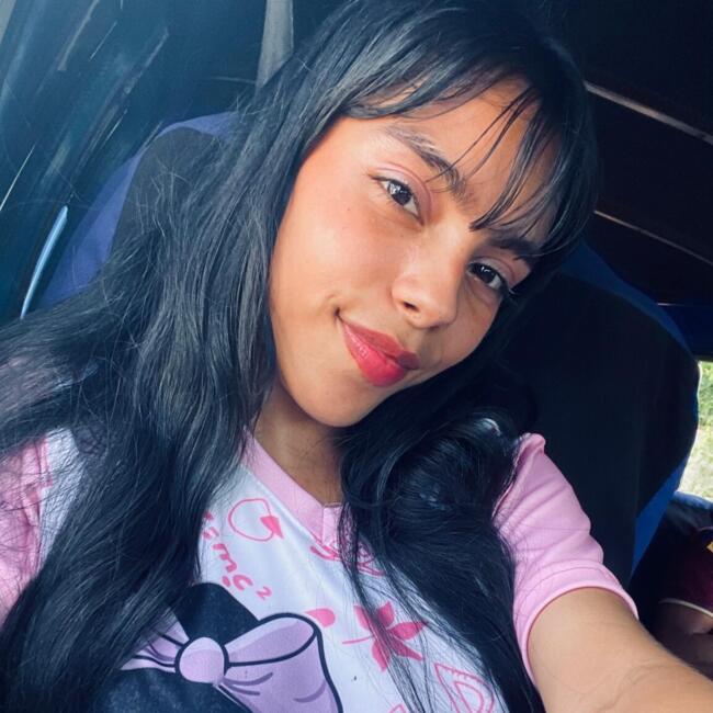 Babysitter in Valera: Paola