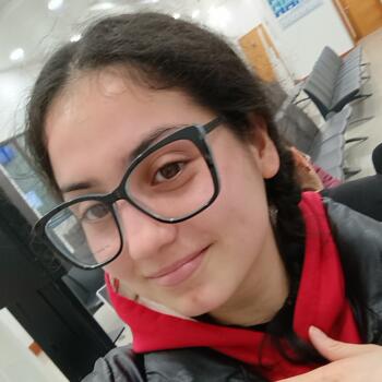 Babysitter in Valdivia: Abigail Mella Márquez