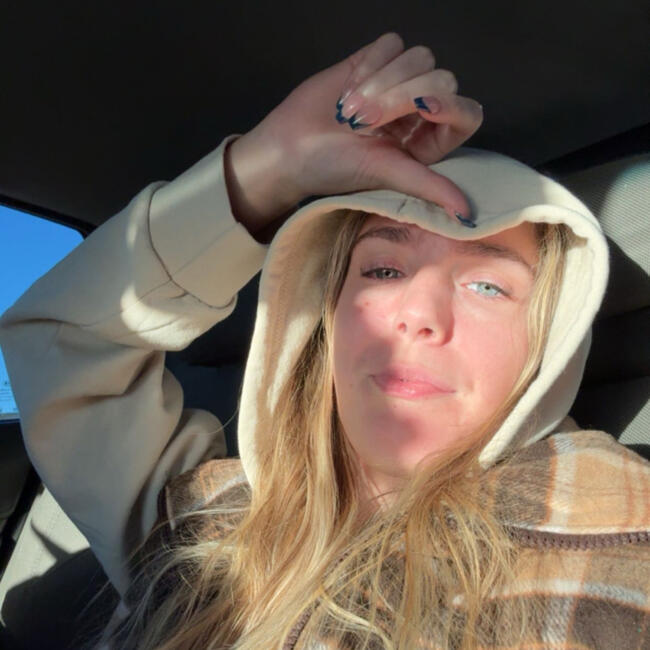 Babysitter in Nazareth: Meagan