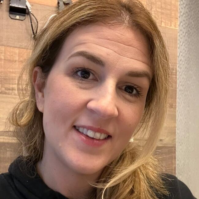 Emprego de babá em Itaquaquecetuba: Tabata