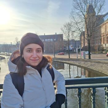 Babysitter Reykjavik: Lara