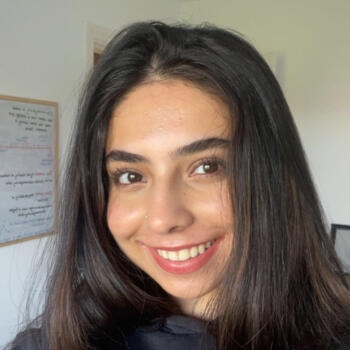 Babysitter in Tuam: Nazli