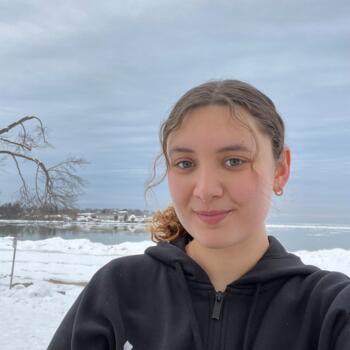 Babysitter Etobicoke: Maelys