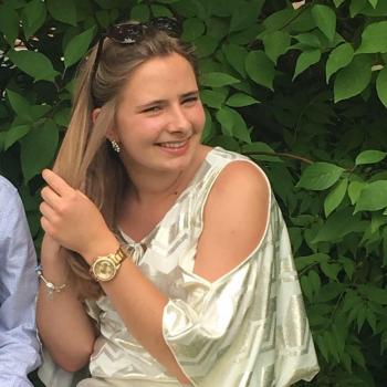 Barnvakt i Hulste: Celine