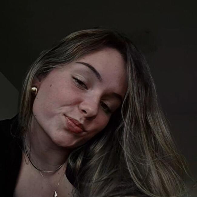 Babysitter in Predmeja: Sara