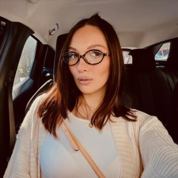 Parent Glyfada: Inês