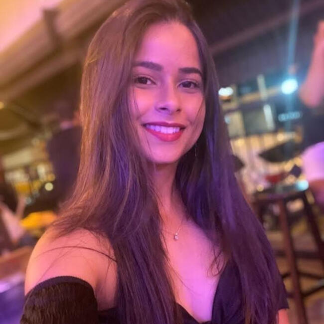 Babysitting job in Varginha: Jaqueline