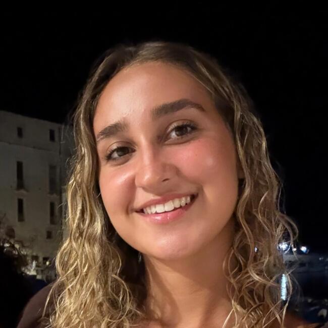 Babysitter a Terni: Sara