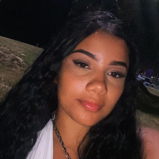 Babá em Macaé: Fernanda