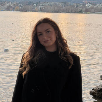 Babysitter in Opfikon: Erone