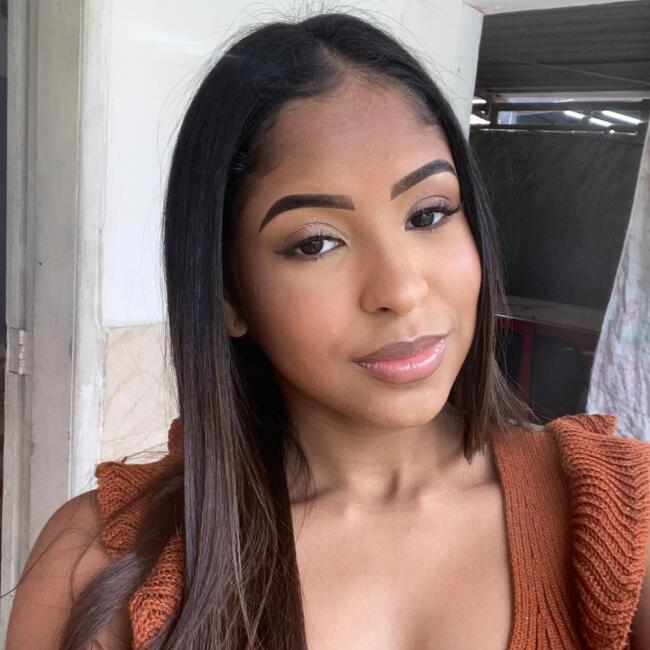 Babá em São João de Meriti: Karina