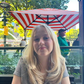 Babysitter in Geelong: Ava