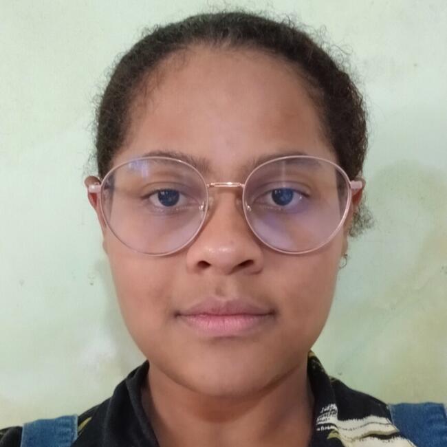 Babá em Niterói: Karen